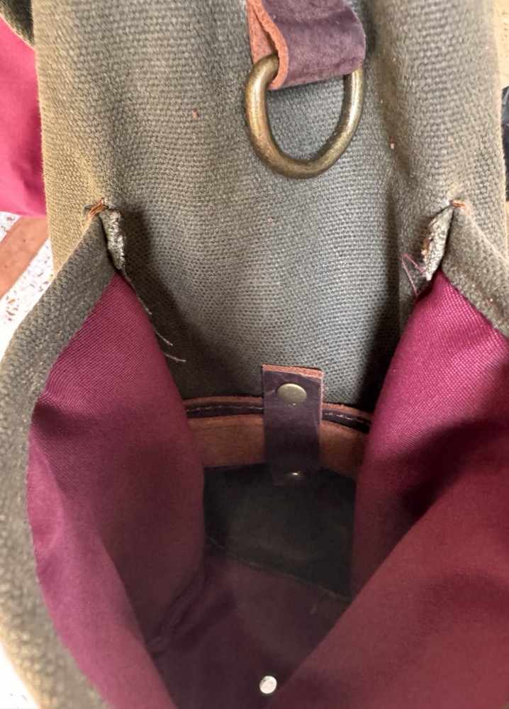 Rebel NPC duffle